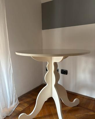 Tavolino in legno bianco Ikea