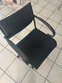 2 Poltrone nere con pompa idraulica