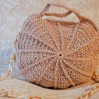 Round bag all'uncinetto