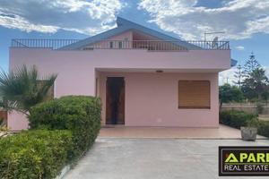 Villa di 180 m² con più di 5 locali a Ispica