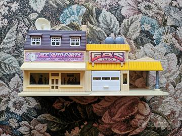 Micromachines Ace Auto Parts Gas Station 