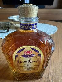 Crown Royal Fine De Luxe Canadian Whisky