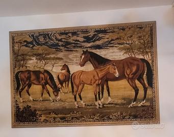 Arazzo con cornice elegante 