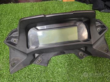 TRICITY 300 2022 CONTA CHILOMETRI