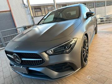 Mercedes-benz CLA 200 Premium