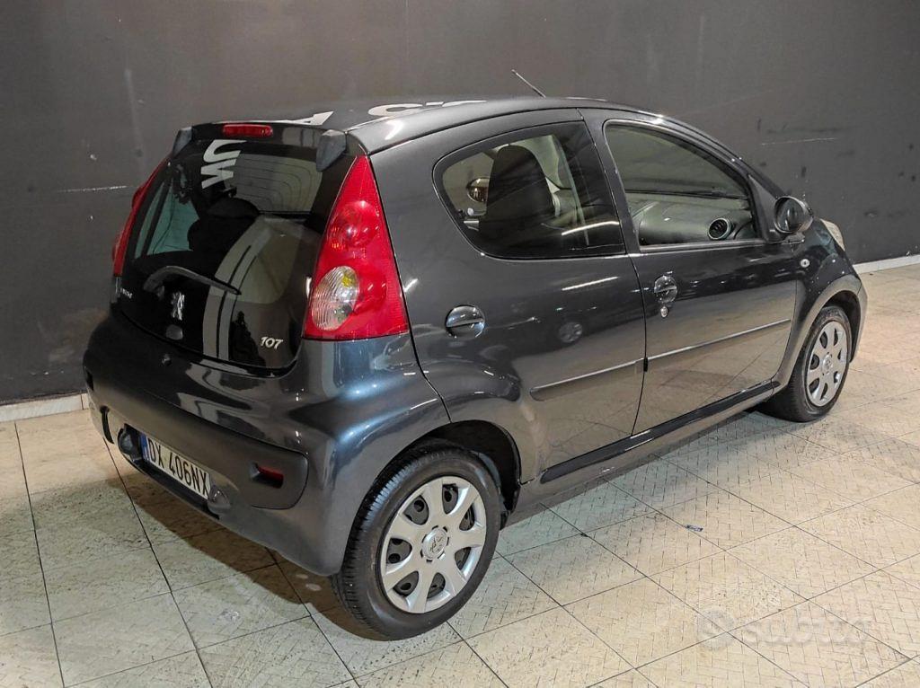 Offrir PEUGEOT 107 1.0 68CV 5p. Desir