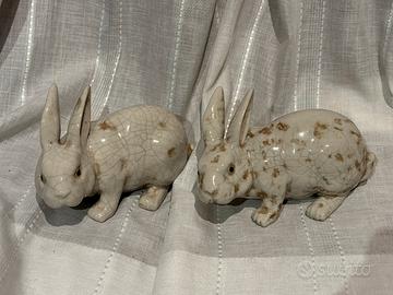 Coppia conigli in ceramica