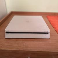 Playstation 4 slim