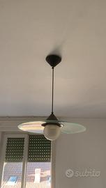 Lampadario a sospensione moderno in vetro e nero