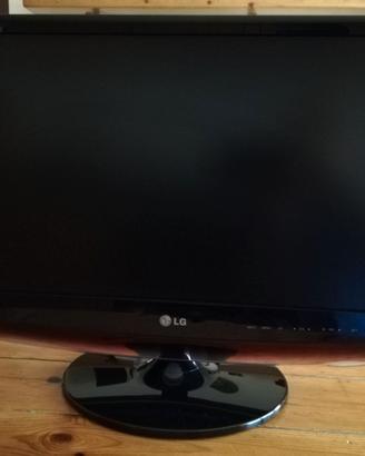 TV /  MONITOR