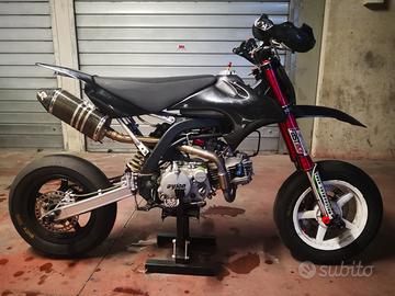 Pitbike Piton modello minimotard