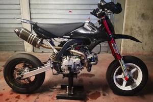 Pitbike Piton modello minimotard