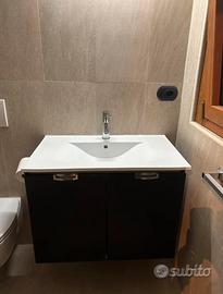 Mobile bagno sospeso