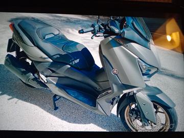 Yamaha xmax 300 