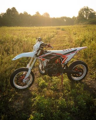 Beta RR 300 OMOLOGATA MOTARD