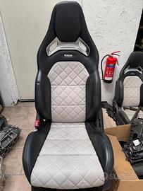 Interno Mercedes C63 AMG W205 Performance