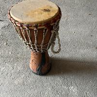Bongo strumento musicale