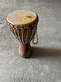 Bongo strumento musicale