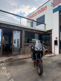 Moto Morini X-Cape 700 Con Cerchi Oro 2025 Pronta 