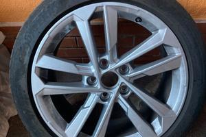 Gomme con cerchi 225/45R17 per Audi A3