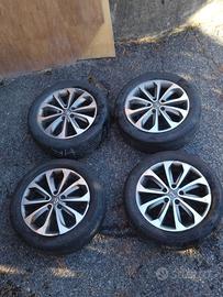 4 cerchi + gomme per Nissan