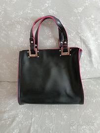 Borsa in ecopelle nera e fucsia