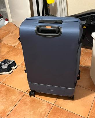 Valigia nuova doppio comparto da 23 kg