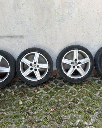 cerchi originali audi /wv  da 17 usati