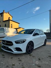 Mercedes Benz Classe B 200d Premium AMG Line
