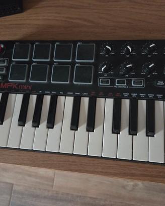 Tastiera Akai MPK mini MK2