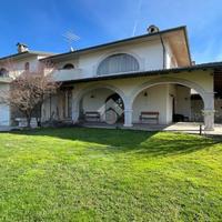 VILLA SINGOLA A TRAVAGLIATO