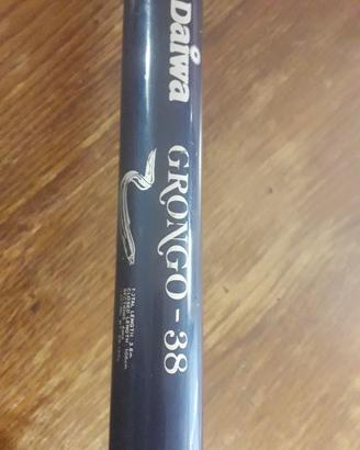 canna da pesca daiwa  piu mulinello schimano 