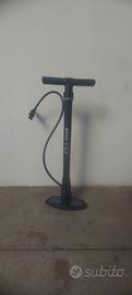 pompa per bicicletta
