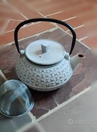 Teiera in ghisa