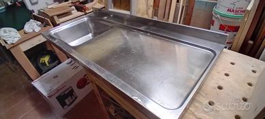 lavandino sovrapiano in acciaio