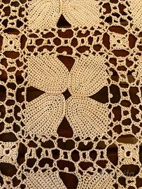 Tovaglia in pizzo ad uncinetto per amatori
