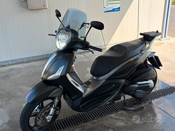 Piaggio beverly sport touring 350