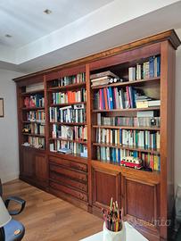 Libreria classica Roche & Bobois