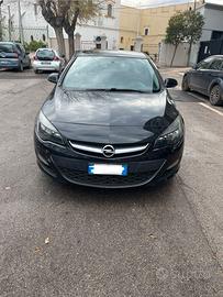 Opel Astra 1.7 CDTI 110 CV 2014