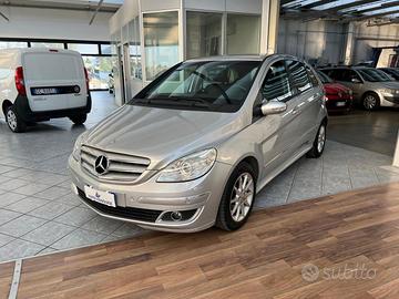 MERCEDES-BENZ B 200 CDI Sport - SENSORI ANT&POST