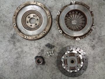 KIT FRIZIONE VOLANO PEUGEOT 206 1.4 HDI 2005