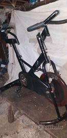 SPIN BIKE 