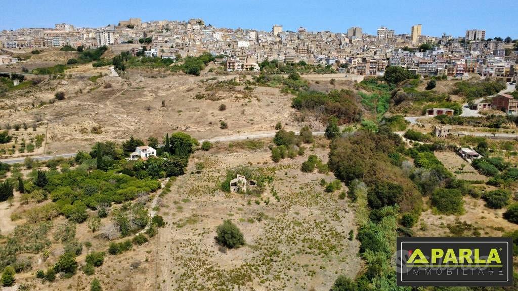 Rustico / Casale di 38300 m² a Naro - Vista 3