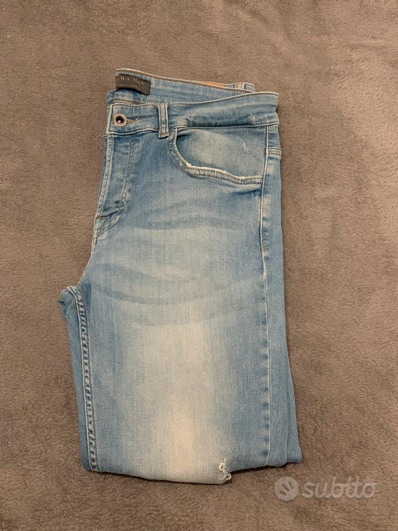 Jeans neri hot sale strappati zara