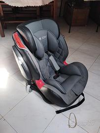 Seggiolino Auto per bambini 9-36 isofix seminuovo.