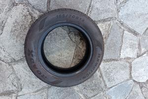 Gomme auto