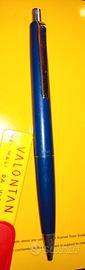Penna a sfera LAMY colore blu
