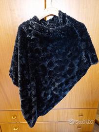 Poncho nero