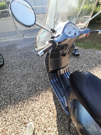 Vespa gt 200 L