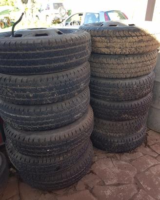 Gomme e cerchi per furgone Iveco Daily